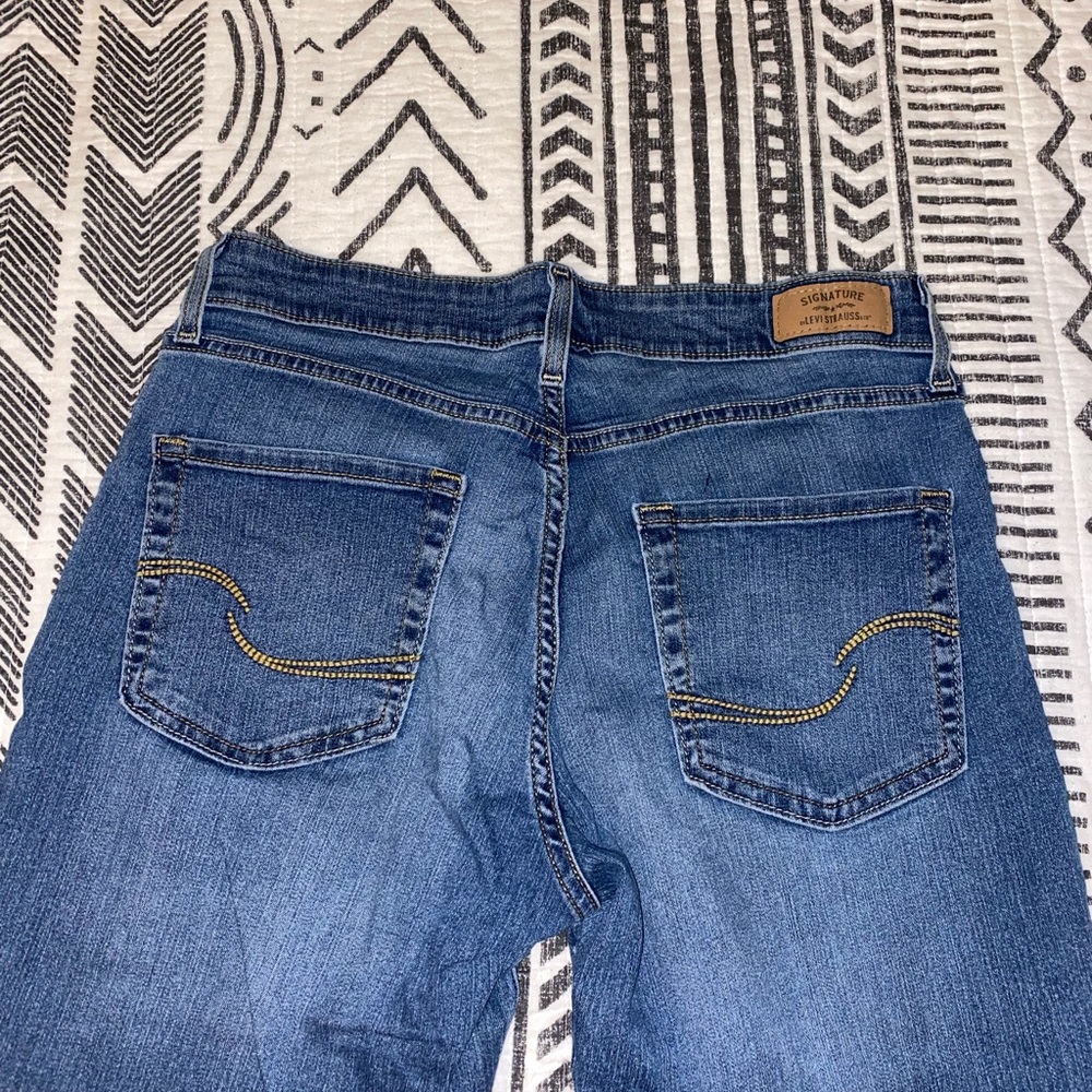 Levi jeans